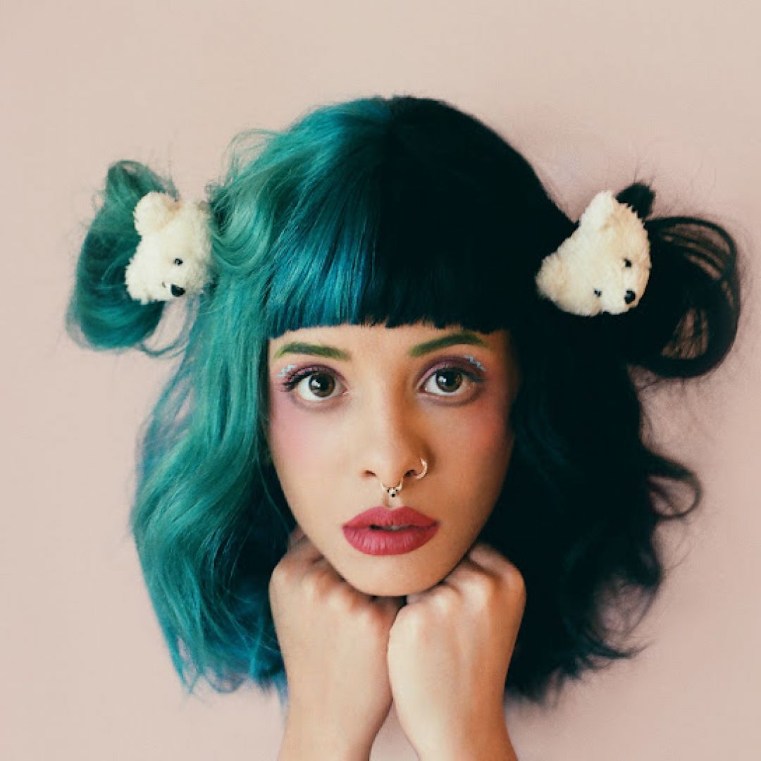 Date melanie martinez